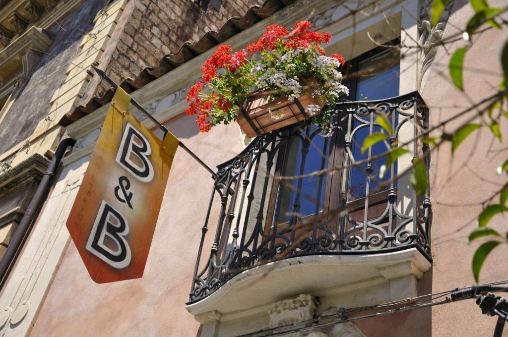 Bed and Breakfast Casa Al Centro Storico Nicolosi Exteriér fotografie