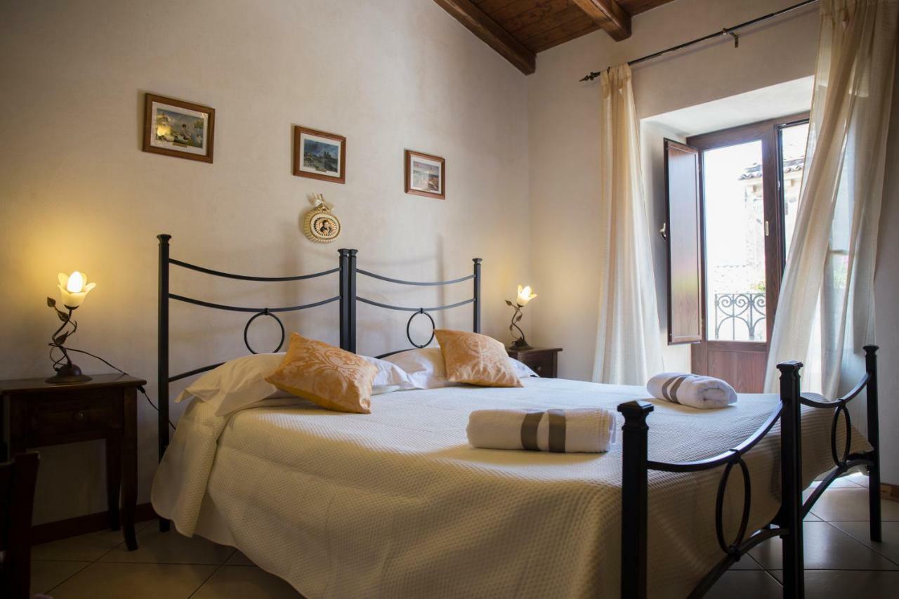 Bed and Breakfast Casa Al Centro Storico Nicolosi Exteriér fotografie