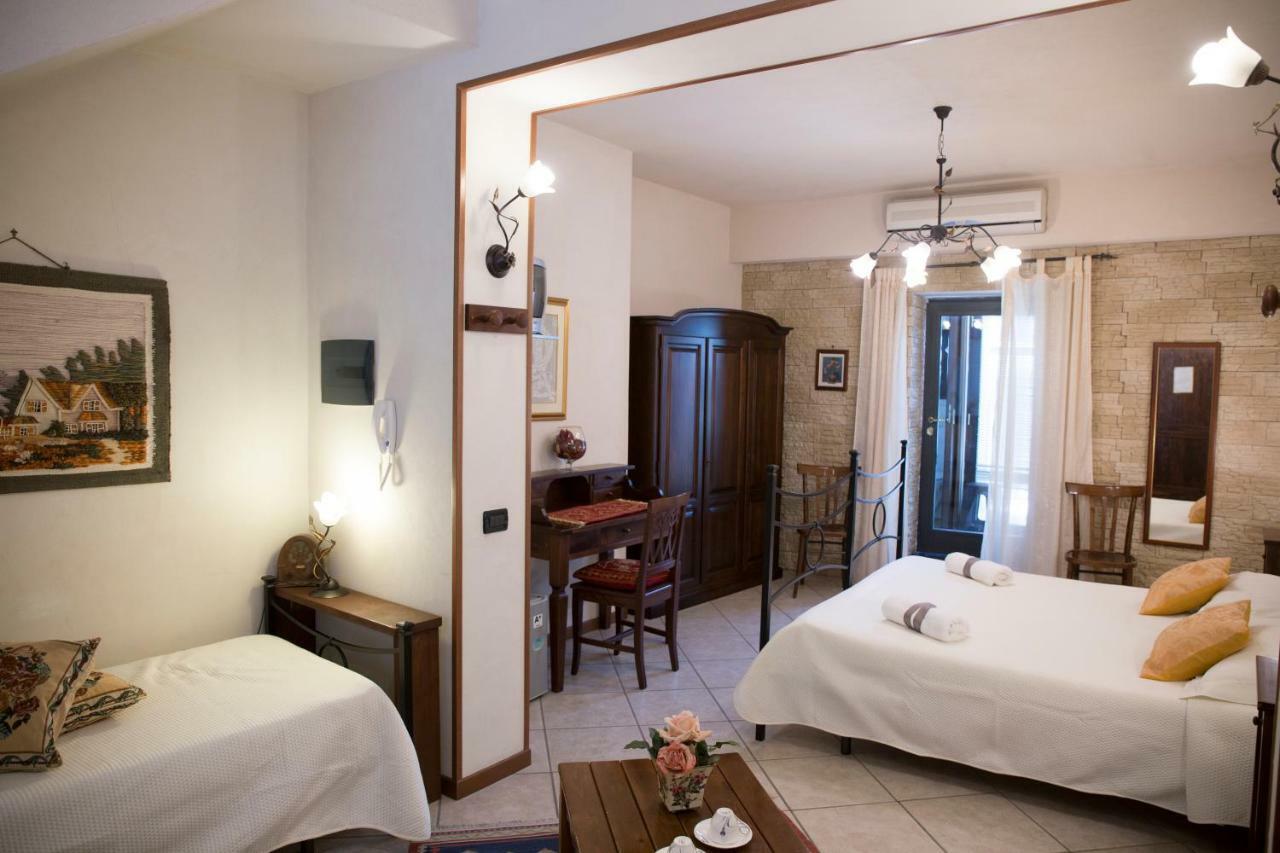 Bed and Breakfast Casa Al Centro Storico Nicolosi Exteriér fotografie